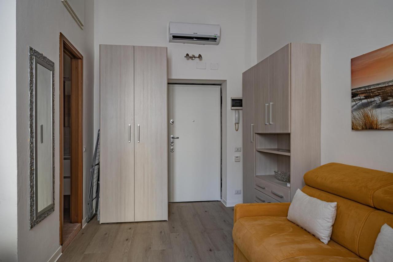 Milano, La Casetta Di Beatrice - By Host4U Екстер'єр фото